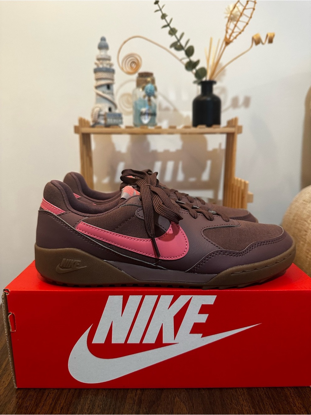 Nike Terra Manta Low-Top Sneakers in Brown with Pink Swoosh